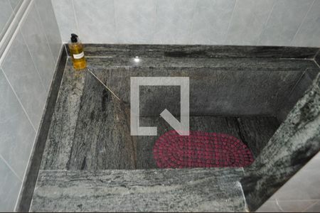 Casa à venda com 450m², 5 quartos e 5 vagasBanheiro da Suíte 2