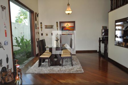 Casa à venda com 450m², 5 quartos e 5 vagasSala de Jantar