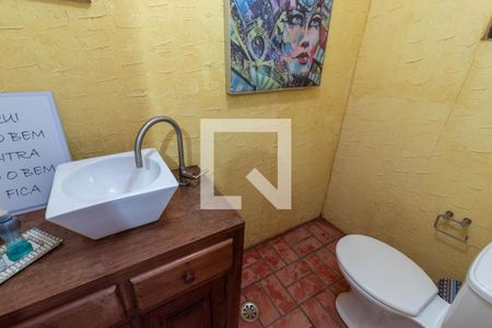 Casa para alugar com 350m², 3 quartos e 3 vagas Casa para alugar com 350m², 3 quartos e 3 vagasLavabo