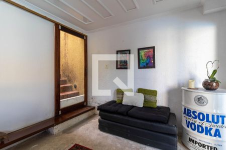 Casa para alugar com 350m², 3 quartos e 3 vagas Casa para alugar com 350m², 3 quartos e 3 vagasSala de Descanso