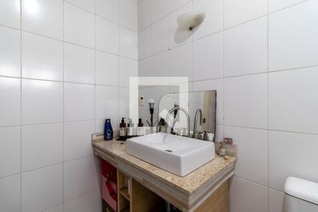 Casa para alugar com 350m², 3 quartos e 3 vagas Casa para alugar com 350m², 3 quartos e 3 vagasBanheiro da Suíte 2