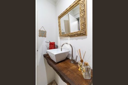 Casa para alugar com 350m², 3 quartos e 3 vagas Casa para alugar com 350m², 3 quartos e 3 vagasBanheiro 5