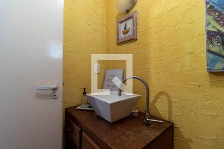 Casa para alugar com 350m², 3 quartos e 3 vagas Casa para alugar com 350m², 3 quartos e 3 vagasLavabo