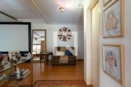 Casa para alugar com 350m², 3 quartos e 3 vagas Casa para alugar com 350m², 3 quartos e 3 vagasHall de Entrada