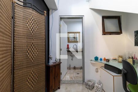 Casa para alugar com 350m², 3 quartos e 3 vagas Casa para alugar com 350m², 3 quartos e 3 vagasEscritório