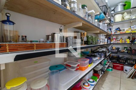 Casa para alugar com 350m², 3 quartos e 3 vagas Casa para alugar com 350m², 3 quartos e 3 vagasDespensa