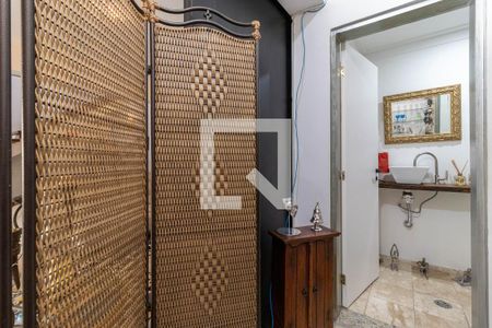 Casa para alugar com 350m², 3 quartos e 3 vagas Casa para alugar com 350m², 3 quartos e 3 vagasEscritório