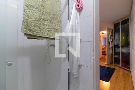 Casa para alugar com 350m², 3 quartos e 3 vagas Casa para alugar com 350m², 3 quartos e 3 vagasBanheiro da Suíte 1