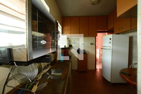 Apartamento para alugar com 250m², 2 quartos e 3 vagasCozinha
