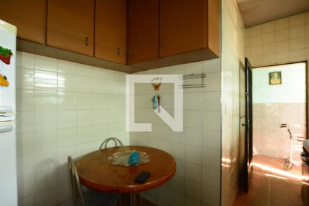 Apartamento para alugar com 250m², 2 quartos e 3 vagasCozinha