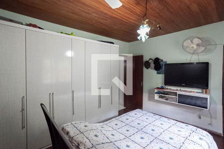 Casa à venda com 238m², 4 quartos e 3 vagasSuíte 