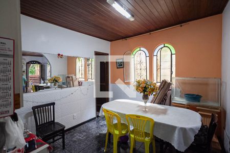 Casa à venda com 238m², 4 quartos e 3 vagasCopa