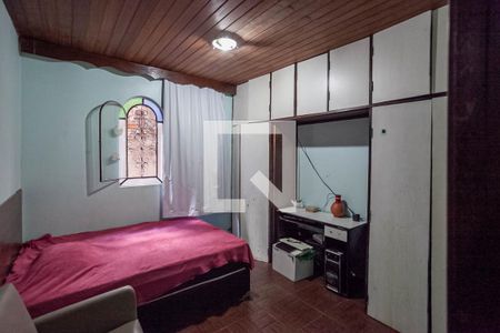 Quarto 1 de casa à venda com 4 quartos, 238m² em Carlos Prates, Belo Horizonte