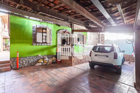 Casa à venda com 238m², 4 quartos e 3 vagasEntrada