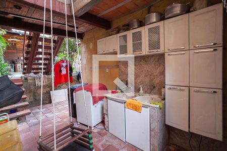 Casa à venda com 238m², 4 quartos e 3 vagasÁrea de serviço 