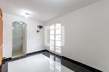 Suíte de casa para alugar com 3 quartos, 183m² em Parque Casa de Pedra, São Paulo
