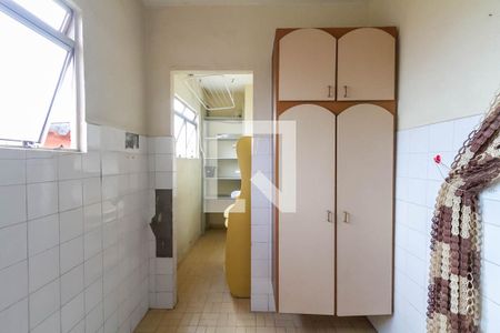 Apartamento para alugar com 60m², 2 quartos e 1 vagaArmários