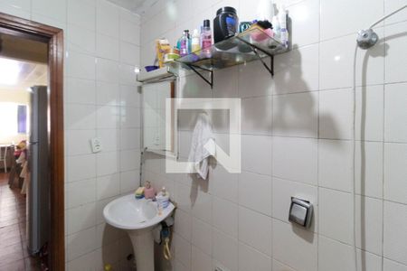 Casa à venda com 90m², 3 quartos e 1 vagaBanheiro