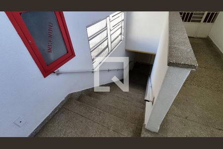 Escada de apartamento para alugar com 1 quarto, 64m² em Vila Isabel, Rio de Janeiro