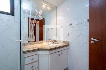 Apartamento à venda com 140m², 3 quartos e 3 vagasBanheiro da Suíte 3