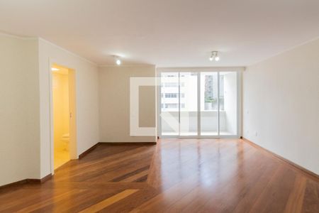 Apartamento para alugar com 159m², 3 quartos e 1 vagaSala
