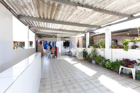 Casa à venda com 72m², 4 quartos e 1 vaga Casa à venda com 72m², 4 quartos e 1 vagaÁrea de Serviço