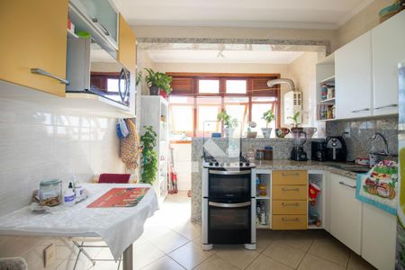 Apartamento à venda com 76m², 2 quartos e 2 vagasCozinha