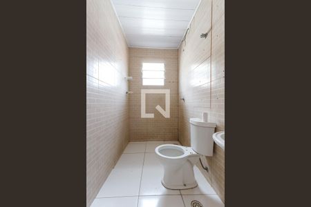 Banheiro da Suíte 1 de casa para alugar com 2 quartos, 100m² em Vila Pedra Branca, São Paulo