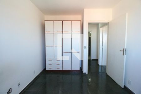 Apartamento à venda com 98m², 3 quartos e 1 vagaQuarto 2