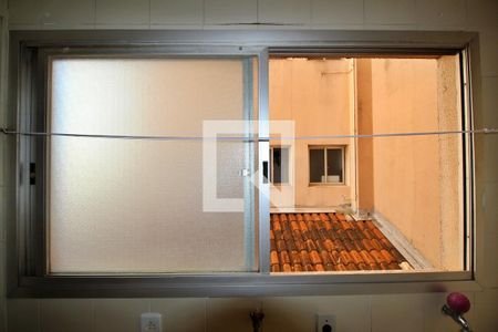 Apartamento à venda com 98m², 3 quartos e 1 vagaJanela da Área de Serviço