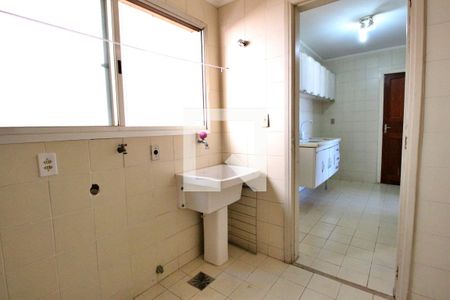 Apartamento à venda com 98m², 3 quartos e 1 vagaÁrea de Serviço