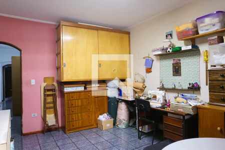 Casa à venda com 174m², 3 quartos e 2 vagasQuarto 3