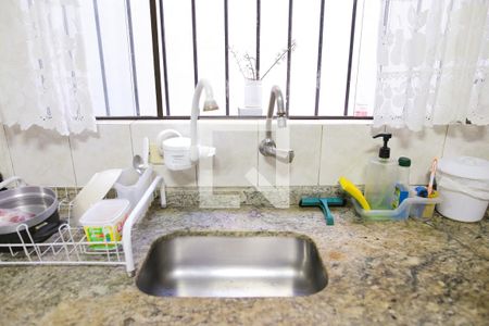 Casa à venda com 174m², 3 quartos e 2 vagasCozinha