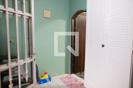 Casa à venda com 174m², 3 quartos e 2 vagasLavanderia