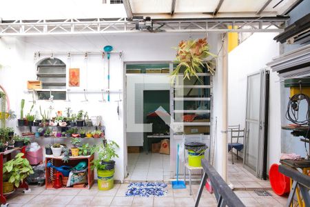 Casa à venda com 174m², 3 quartos e 2 vagasQuintal