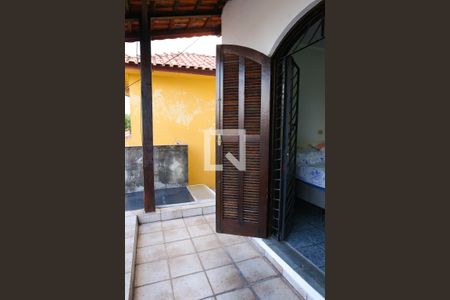 Casa à venda com 174m², 3 quartos e 2 vagasSacada da Suite