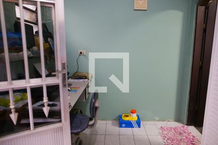 Casa à venda com 174m², 3 quartos e 2 vagasLavanderia