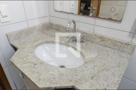Apartamento para alugar com 65m², 3 quartos e 2 vagas Apartamento para alugar com 65m², 3 quartos e 2 vagasBanheiro