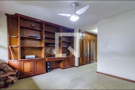 Casa à venda com 700m², 4 quartos e 6 vagasSuíte 4