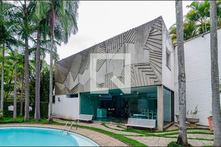 Casa à venda com 700m², 4 quartos e 6 vagasPiscina