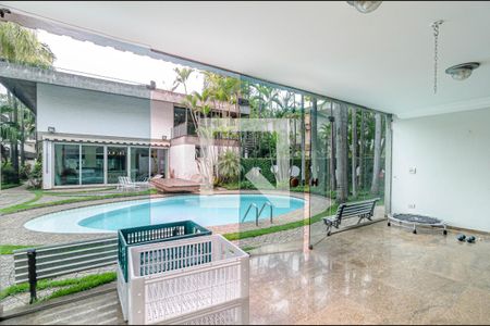 Casa à venda com 700m², 4 quartos e 6 vagasSalão de festas