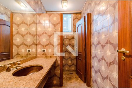 Casa à venda com 700m², 4 quartos e 6 vagasLavabo