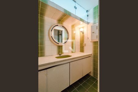 Casa à venda com 700m², 4 quartos e 6 vagasBanheiro