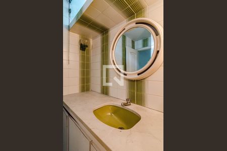 Casa à venda com 700m², 4 quartos e 6 vagasBanheiro