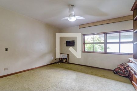 Casa à venda com 700m², 4 quartos e 6 vagasSuíte 4