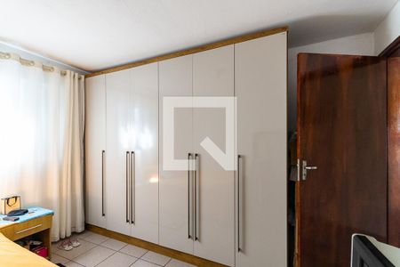 Casa à venda com 200m², 4 quartos e 1 vagaQuarto 1 casa 2