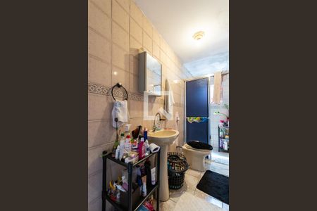 Casa à venda com 200m², 4 quartos e 1 vagaBanheiro 