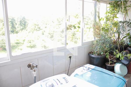 Apartamento à venda com 98m², 3 quartos e 1 vagaÁrea de serviço
