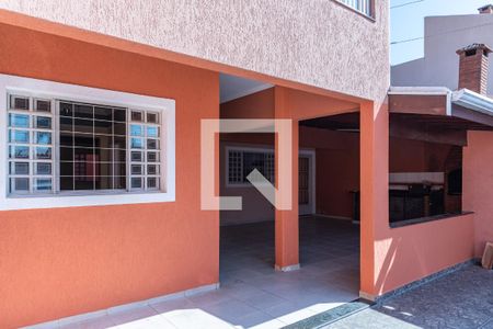 Casa à venda com 250m², 5 quartos e 8 vagas Casa à venda com 250m², 5 quartos e 8 vagasEspaço Gourmet