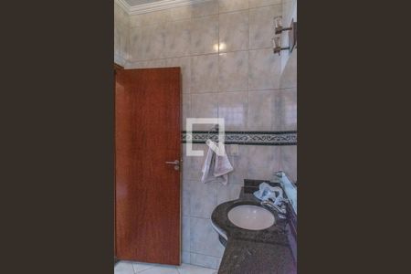 Casa à venda com 250m², 5 quartos e 8 vagas Casa à venda com 250m², 5 quartos e 8 vagasLavabo